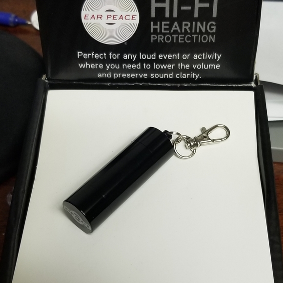 Hi-Fi Hearing Protection EarPeace Ear Plugs with Black Case - Picture 7 of 10